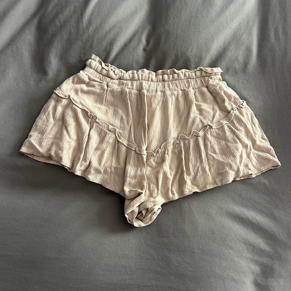 Rewash High Waist Tan Ruffle Shorts - Picture 2 of 3